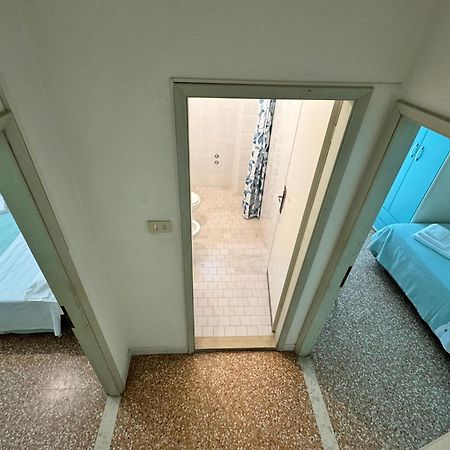 Hotel Urania Nuova Gestione Rimini Exterior foto